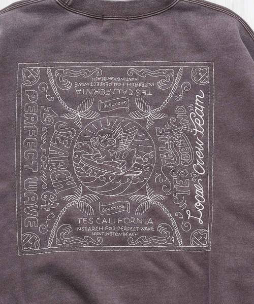 The Endless Summer（エンドレスサマー）の「TES VINTAGE BANDANA EMB PIGMENT BIG SWEAT / クルーネックスウェット（スウェット・メンズ・ネイビー/ブラウン/ブラック・SMALL/MEDIUM/LARGE/X-LARGE）」の14枚目の写真