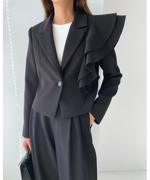 BIRTHDAY BASH(バースデイバッシュ)の「TEAGAN ASYMMETRY FRILL JACKET(ティーガンアシンメトリーフリルジャケット)(テーラードジャケット・レディース・ブラック・S/M)」の6枚目の写真