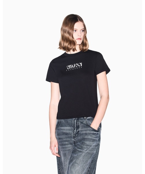 ARMANI EXCHANGE(アルマーニエクスチェンジ)の「【A|X アルマーニ エクスチェンジ】<オンライン限定>AXロゴ 半袖クルーネックTシャツ/REGULAR BOXY(Tシャツ/カットソー・レディース・ホワイト/ブラック・MEDIUM/LARGE/X-SMALL/X-LARGE/SMALL)」の2枚目の写真