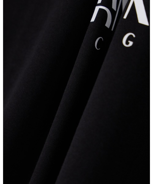 ARMANI EXCHANGE(アルマーニエクスチェンジ)の「【A|X アルマーニ エクスチェンジ】<オンライン限定>AXロゴ 半袖クルーネックTシャツ/REGULAR BOXY(Tシャツ/カットソー・レディース・ホワイト/ブラック・MEDIUM/LARGE/X-SMALL/X-LARGE/SMALL)」の6枚目の写真