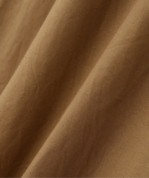 MHL.(エムエイチエル)の「DRY COTTON LINEN PLAINWEAVE(シャツ/ブラウス・メンズ・チャコール/ブラウン・LARGE/SMALL/MEDIUM)」の10枚目の写真