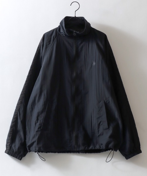 U.S. POLO ASSN.(ユーエスポロアッスン)の「U.S. POLO ASSN./ユーエスポロアッスン 別注 オーバーサイズ ワンポイント刺繍 ブロークコア ナイロンジャケット トラックジャケット ブルゾン(ナイロンジャケット・メンズ・ブラック/グレー/ブラック系その他/ライトグレー・LL/L/M)」の6枚目の写真