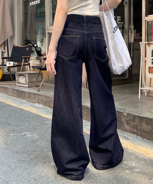 NEW GENTLEMAN（ニュージェントルマン）の「リファナブルー リジットデニム ワイドバギーパンツ（デニムパンツ・レディース・ネイビー・M/S/L）」の5枚目の写真