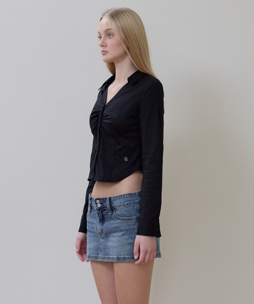 ROSEFRANTZ（ロゼフランツ）の「ルーシュフロントスリムシャツ [ブラック]（シャツ/ブラウス・レディース・ブラック・SMALL/MEDIUM）」の11枚目の写真