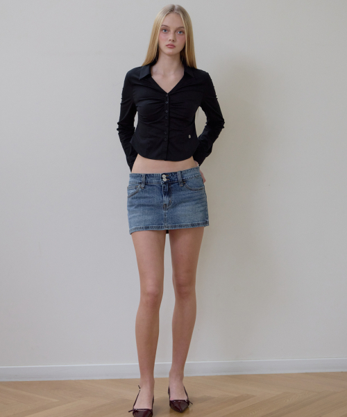 ROSEFRANTZ（ロゼフランツ）の「ルーシュフロントスリムシャツ [ブラック]（シャツ/ブラウス・レディース・ブラック・SMALL/MEDIUM）」の12枚目の写真