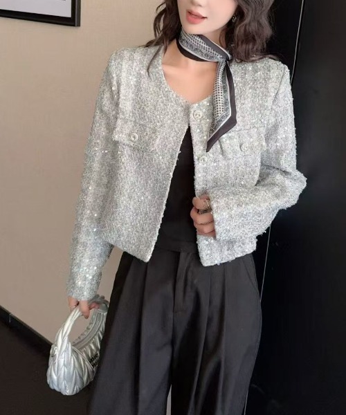 FAVORITO（ファヴォリート）の「ノーカラーツイードジャケット（ノーカラージャケット・レディース・ベージュ/グレー/ピンク・F）」の4枚目の写真