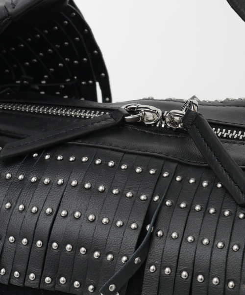 SOFFITTO(ソフィット)の「【3.1 Phillip Lim/スリーワンフィリップリム】Suede Fringe Luna(ハンドバッグ・レディース・ブラック・FREE)」の5枚目の写真