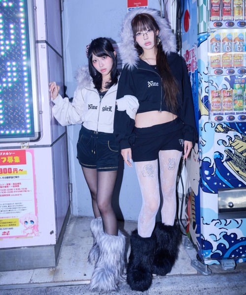 A'GEM/9 × .kom 『A'GEM/9 girl/エージェムナインガール』ファー付き