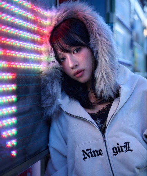 A'GEM/9 × .kom 『A'GEM/9 girl/エージェムナインガール』ファー付き