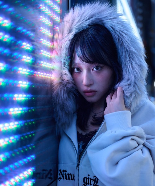 A'GEM/9 × .kom 『A'GEM/9 girl/エージェムナインガール』ファー付き