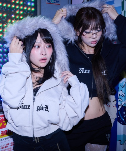 A'GEM/9 × .kom 『A'GEM/9 girl/エージェムナインガール』ファー付き
