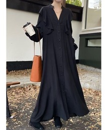 Vネックシングルブレストワンピース