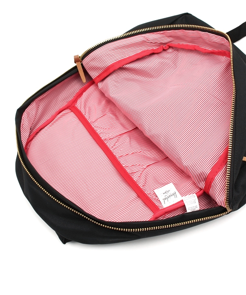 Herschel Supply（ハーシェルサプライ）の「HERSCHEL SETTLEMENT リュック（バックパック/リュック・メンズ・ブラック/カモフラージュ/グレー/グリーン系その他・FREE）」の7枚目の写真
