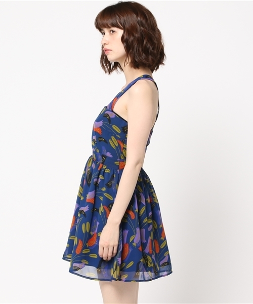 SLY(スライ)の「KIELO FLOWER OP(ワンピース・レディース・ネイビー/レッド/ダークグリーン・1/2)」の14枚目の写真