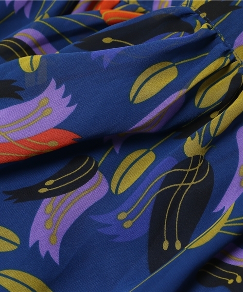 SLY(スライ)の「KIELO FLOWER OP(ワンピース・レディース・ネイビー/レッド/ダークグリーン・1/2)」の10枚目の写真