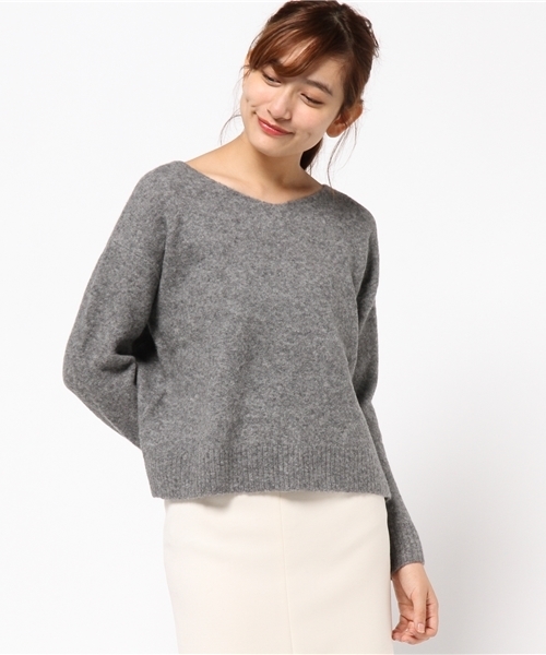 laboratory work(ラボラトリーワーク)の「ヤク ブレンドドロップショルダーニット(ニット/セーター・レディース・グレー/モカ/ボルドー/ピンクベージュ・MEDIUM)」の12枚目の写真