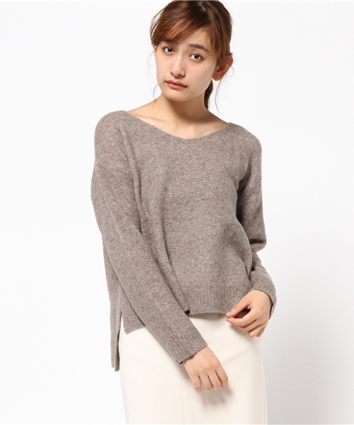 laboratory work(ラボラトリーワーク)の「ヤク ブレンドドロップショルダーニット(ニット/セーター・レディース・グレー/モカ/ボルドー/ピンクベージュ・MEDIUM)」の15枚目の写真