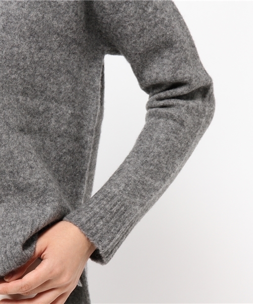 laboratory work(ラボラトリーワーク)の「ヤク ブレンドドロップショルダーニット(ニット/セーター・レディース・グレー/モカ/ボルドー/ピンクベージュ・MEDIUM)」の8枚目の写真