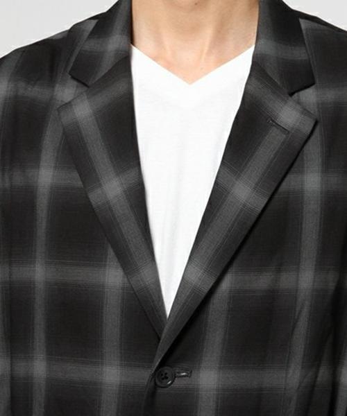 SHIPS JET BLUE(シップスジェットブルー)の「SHIPS JET BLUE: オンブレチェック シャツガウン(シャツ/ブラウス・メンズ・レッド/ブラック・SMALL/LARGE/MEDIUM)」の3枚目の写真