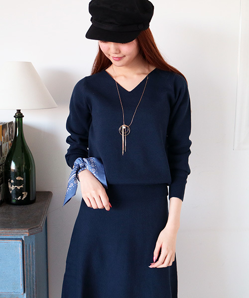 N.（N. Natural Beauty Basic）（エヌエヌナチュラルビューティーベーシック）の「ミラノリブセットアップVネックニット【セットアップ対応商品】（ニット/セーター・レディース・グレー/ネイビー/ホワイト/ピンク・MEDIUM）」の3枚目の写真