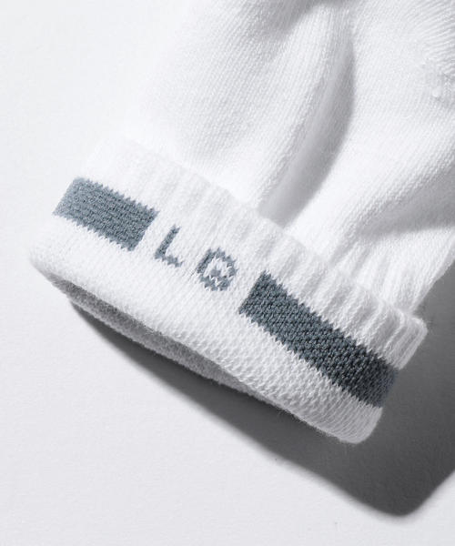 NIKE（ナイキ）の「＜NIKE＞ 3P QUARTER SOCKS/ソックス ：（ソックス/靴下・メンズ・ホワイト・25cm-27cm）」の6枚目の写真