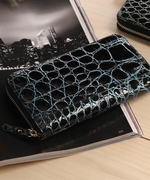 美品 定価11万 穿孔あり クロコダイルレザー 長財布 目地染め 日本製 長財布 クロコダイル 一枚革 無双 センター取り 目地染め かぶせ 100万