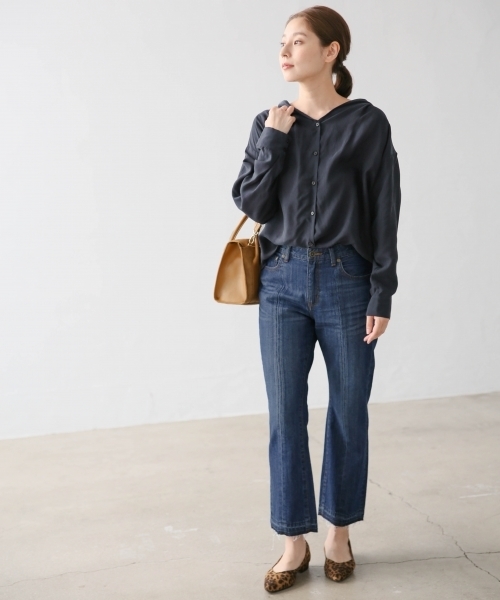 LEPSIM(レプシィム)の「VカットフラットパンプスAW 764212(パンプス・レディース・キャメル/レッド/レオパード/ブラック/ライトベージュ/ネイビー/ブラウン系その他・SMALL/LARGE/MEDIUM)」の19枚目の写真