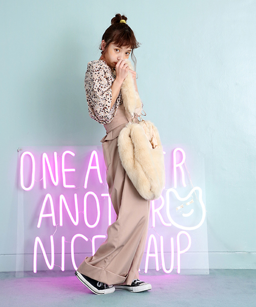 one after another NICE CLAUP（ワンアフターアナザーナイスクラップ）の「前後２wayスキッパーブラウス（シャツ/ブラウス・レディース・ベージュ系その他/カーキ/ブラック系その他/ブラック・FREE）」の22枚目の写真