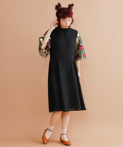 魅了 花刺繍レースシアースリーブワンピース7124 21年最新海外