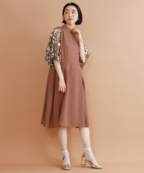 魅了 花刺繍レースシアースリーブワンピース7124 21年最新海外