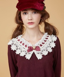 axes femme POETIQUE | ビジュー釦付レース襟プルオーバー(Tシャツ/カットソー)