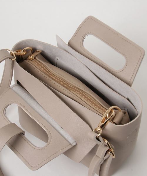 KOBE LETTUCE（コウベレタス）の「【2個SET】折り畳み可能☆ショルダー付き2way組み立てバッグ/レディース鞄/ポシェット/ショルダーバッグ/ポーチ付き[B1117]神戸レタス（ハンドバッグ・レディース・ブラック/シルバー/ホワイト系その他/イエロー系その他/ベージュ・FREE）」の17枚目の写真