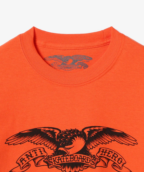 ANTI HERO(アンタイヒーロー)の「ANTI HERO × BEAMS / 別注 イーグル プリント Tシャツ(Tシャツ/カットソー・メンズ・ホワイト/オレンジ・LARGE/MEDIUM)」の7枚目の写真