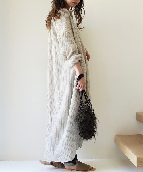 TODAYFUL（トゥデイフル）の「ストライプキーネックドレス（ワンピース