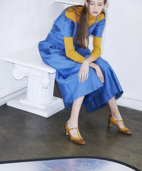 cava cava（サヴァサヴァ）の「◆ cavacava (サヴァサヴァ) ◆　Tストラップパンプス　1800733（パンプス・レディース・ブラック/マルチ/マスタード/ブラック×ホワイト・22.5cm/23.0cm/23.5cm/24.0cm/24.5cm）」の3枚目の写真