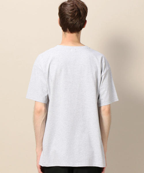 FRUIT OF THE LOOM（フルーツオブザルーム）の「【OCEANS別注企画】 ＜FRUIT OF THE LOOM＞ LOGO TEE 2/Tシャツ о（Tシャツ/カットソー・メンズ・ライトグレー・MEDIUM/LARGE/SMALL）」の11枚目の写真