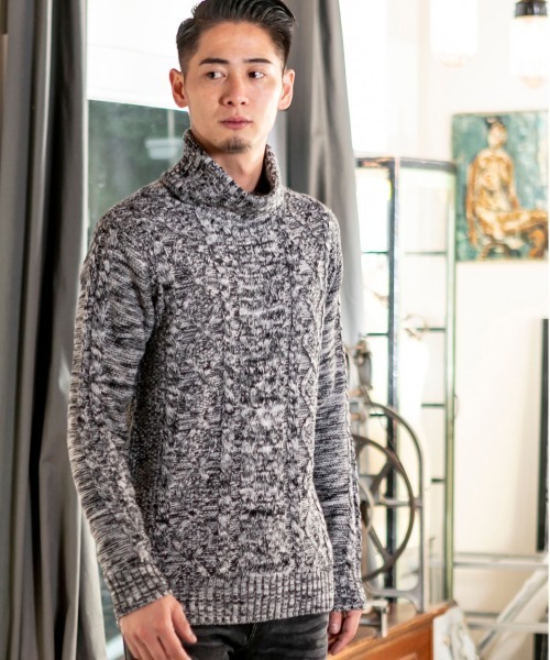 ADMIX/ATELIER SAB MEN（アドミックスアトリエサブメン）の「ケーブル編み フィッシャーマンズ　タートルネック ボトルネック セーター ユニセックス対応（ニット/セーター・メンズ・ライトグレー/ブラック/アイボリー/ホワイト系その他/ブラック系その他/ブラック系その他2/杢グレー/ネイビー/ブルー系その他/キャメル/パープル/ベージュ/ブラウン・48/50/52）」の14枚目の写真