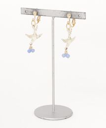 【tschuss(チュース)】ヴィンテージビーズのイヤリング 「鳥と木の実」