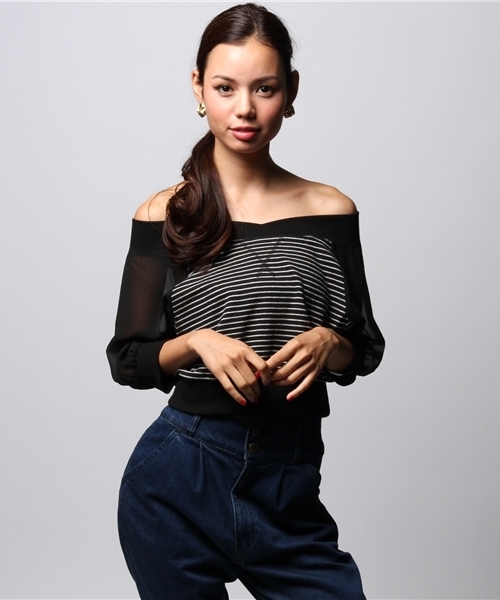 goocy(グーシー)の「Backシフォン切替ボーダーオフショルTOP(Tシャツ/カットソー・レディース・ホワイト/ネイビー/ブラック・FREE)」の15枚目の写真