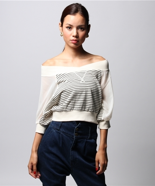 goocy(グーシー)の「Backシフォン切替ボーダーオフショルTOP(Tシャツ/カットソー・レディース・ホワイト/ネイビー/ブラック・FREE)」の4枚目の写真