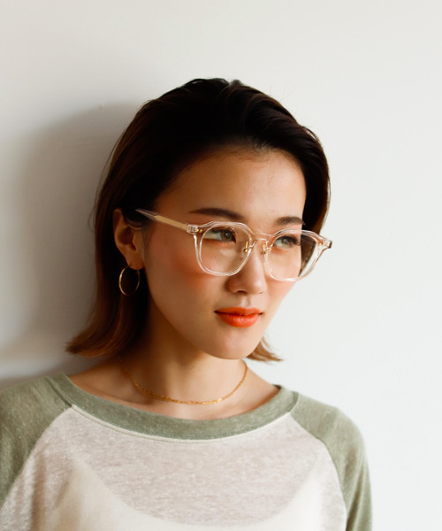 Auntie Rosa Holiday(アンティローザホリデー)の「クリアフレームカラーサングラス(サングラス・レディース・ブラウン/グレー/その他・FREE)」の15枚目の写真