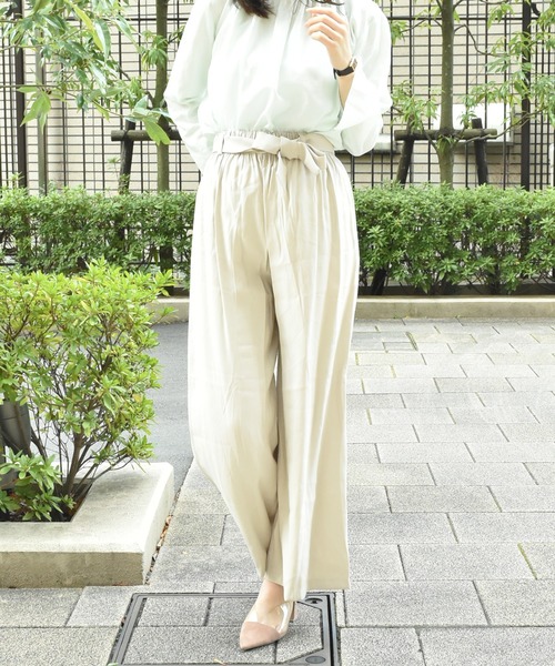 TONE SELECT WEAR(トーンセレクトウェア)の「【TONE SELECT WEAR】サテンストレートパンツ(MI)(その他パンツ・レディース・ブラック/ベージュ/ピンク/グリーン・FREE)」の7枚目の写真