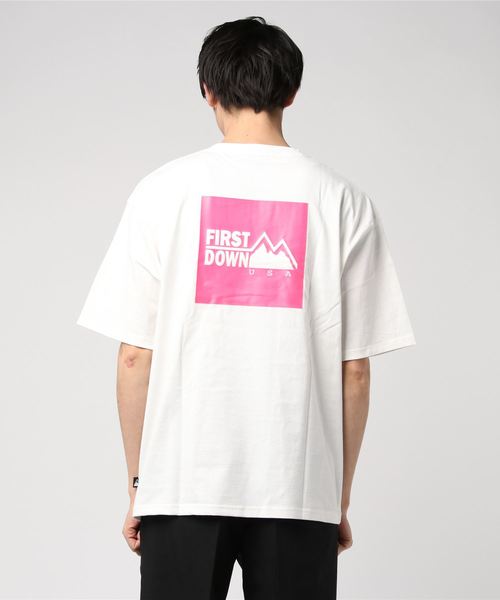 FIRST DOWN（ファーストダウン）の「FIRST DOWN/ファーストダウン LOGO REFLECTOR S/S TEE 半袖Tシャツ（Tシャツ/カットソー・メンズ・ホワイト系その他/ピンク/ブラック/ホワイト・M/L/XL）」の18枚目の写真
