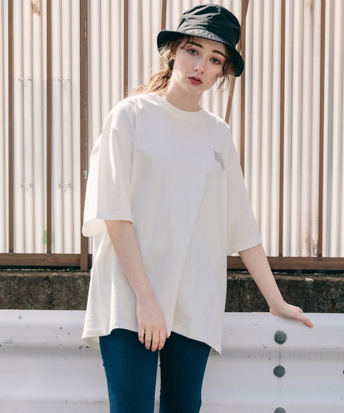 FIRST DOWN（ファーストダウン）の「FIRST DOWN/ファーストダウン LOGO REFLECTOR S/S TEE 半袖Tシャツ（Tシャツ/カットソー・メンズ・ホワイト系その他/ピンク/ブラック/ホワイト・M/L/XL）」の11枚目の写真