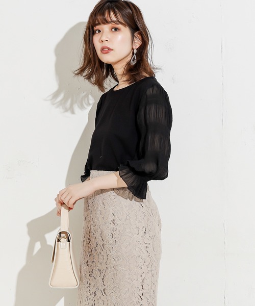 natural couture（ナチュラルクチュール）の「マジョリカプリーツ袖プルオーバー（Tシャツ/カットソー・レディース・ベージュ/オフホワイト/ライトグレー/ブラック・FREE）」の3枚目の写真