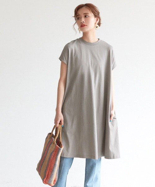 coca(coca)(コカ)の「フレンチスリーブワンピース(ワンピース・レディース・ブルー/カーキ/ブラック/ホワイト/グレー系その他・ONE SIZE)」の4枚目の写真