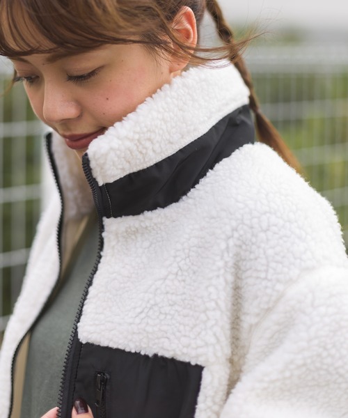 SpRay（スプレイ）の「ボアスタンド配色ブルゾン（ブルゾン・レディース・ホワイト×ブラック/ホワイト系その他/キャメル/ライトベージュ/ベージュ系その他・FREE）」の9枚目の写真