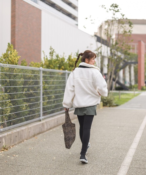 SpRay（スプレイ）の「ボアスタンド配色ブルゾン（ブルゾン・レディース・ホワイト×ブラック/ホワイト系その他/キャメル/ライトベージュ/ベージュ系その他・FREE）」の22枚目の写真