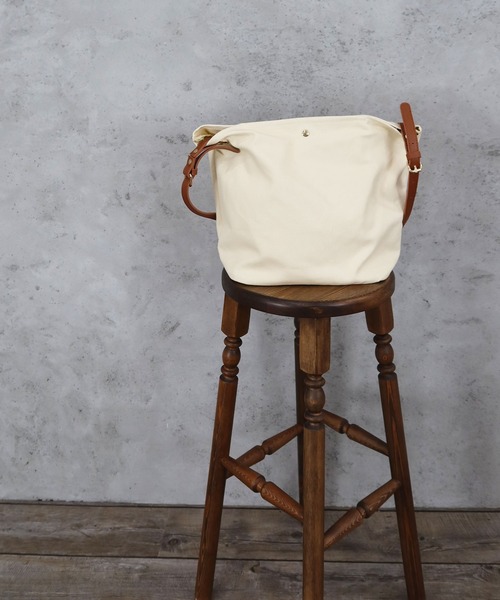 Riberry（リベリー）の「合皮ベルトショルダーバッグ（ショルダーバッグ・レディース・ブラック/ブラウン/ベージュ・FREE）」の19枚目の写真