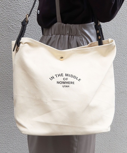 Riberry（リベリー）の「合皮ベルトショルダーバッグ（ショルダーバッグ・レディース・ブラック/ブラウン/ベージュ・FREE）」の12枚目の写真